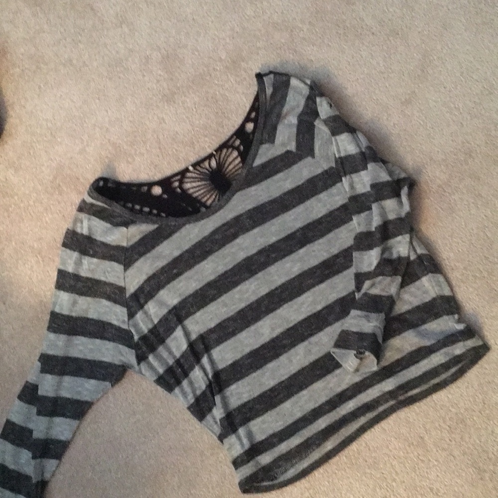 Stripe shirt with fantasy back
